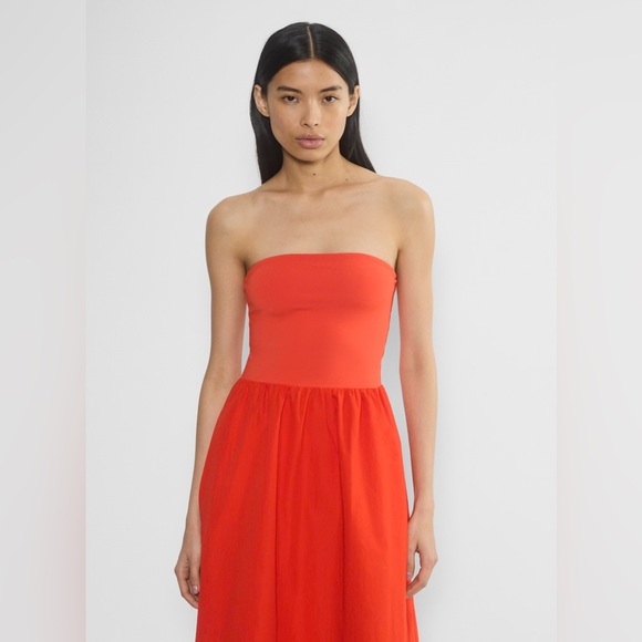 Aritzia Dresses & Skirts - BNWT Aritzia Babaton Fluid Poplin Dress in Poppy red XXS